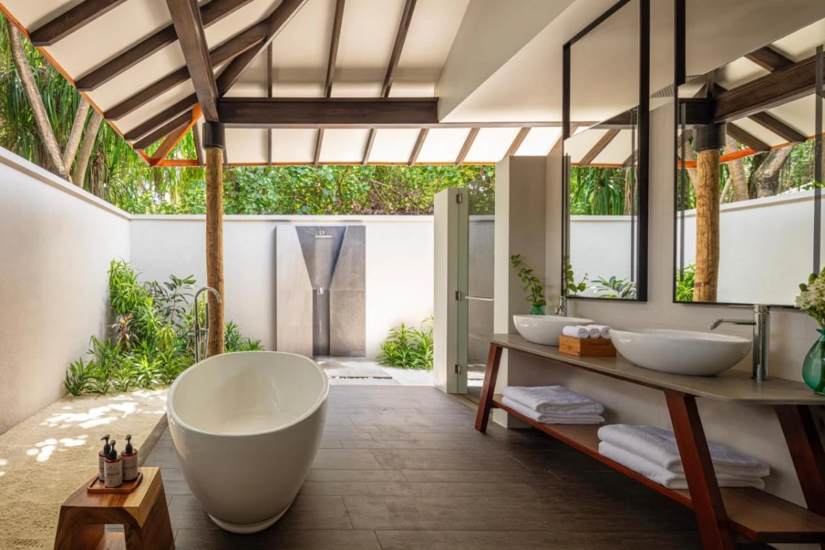 NH Collection Maldives Havodda Resort - Hotel Photo 28