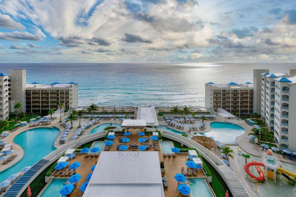 Hilton Cancun Mar Caribe All-Inclusive Resort - Hotel Photo 9