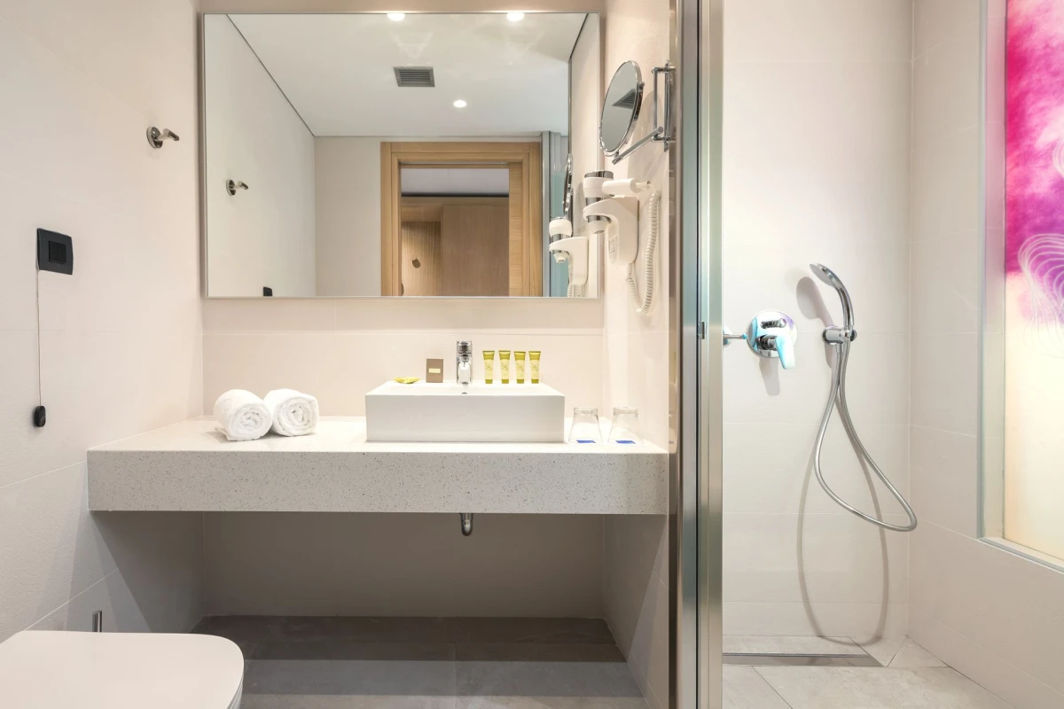 Blue Lagoon Ocean - Hotel Photo 10