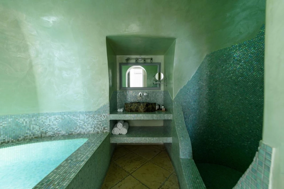 Above Blue Suites - Hotel Photo 49