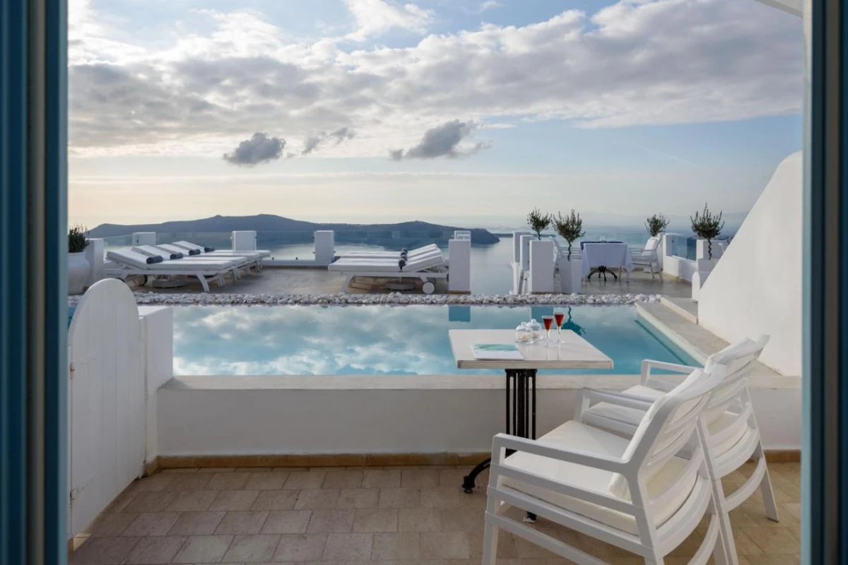 Above Blue Suites - Hotel Photo 53