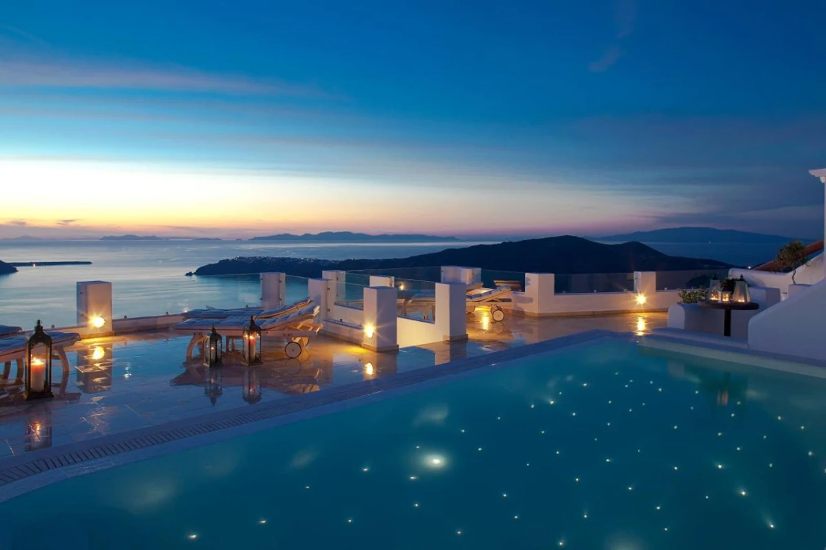 Above Blue Suites - Hotel Photo 61