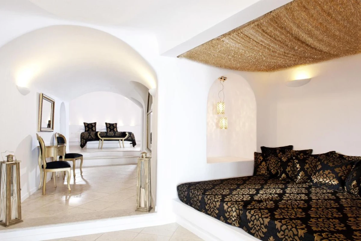 Above Blue Suites - Hotel Photo 77