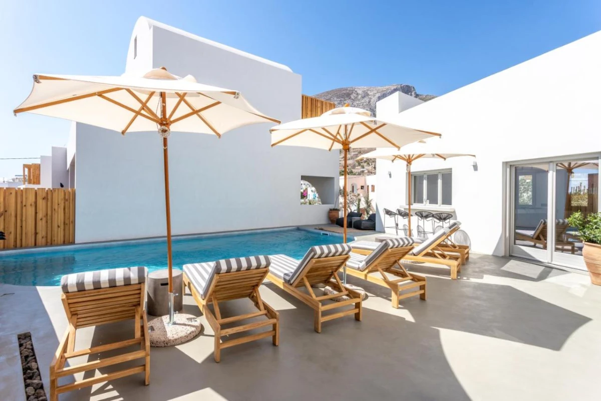 Aegean Gem Kamari - Hotel Photo 15