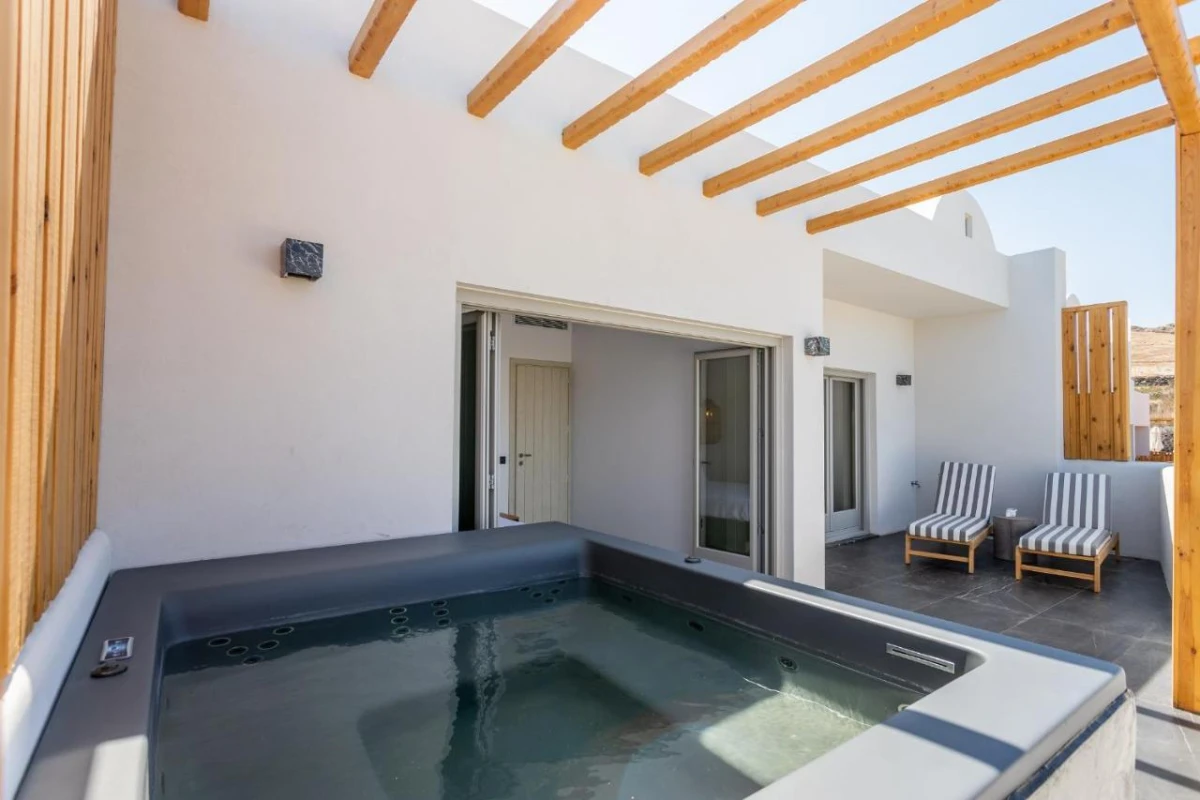 Aegean Gem Kamari - Hotel Photo 26