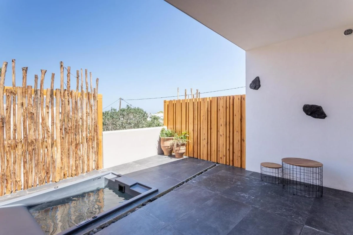 Aegean Gem Kamari - Hotel Photo 28