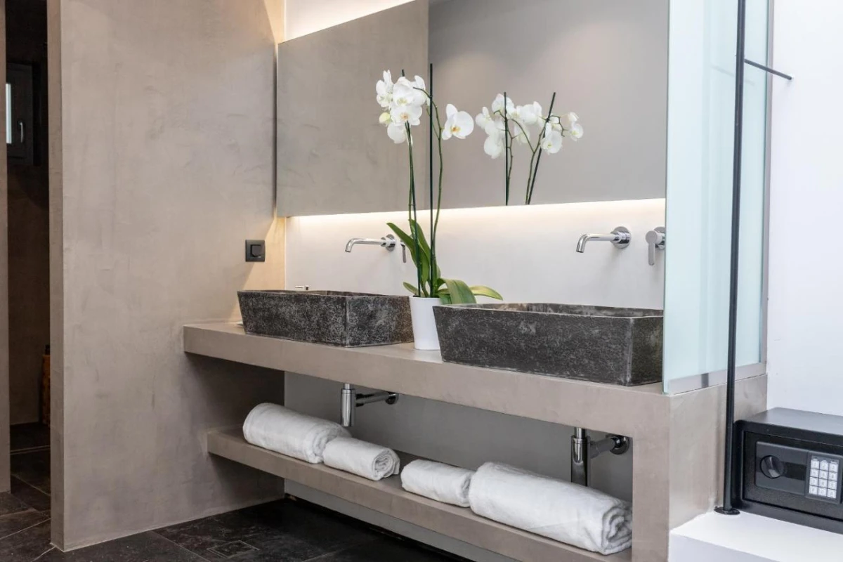 Aegean Gem Kamari - Hotel Photo 40