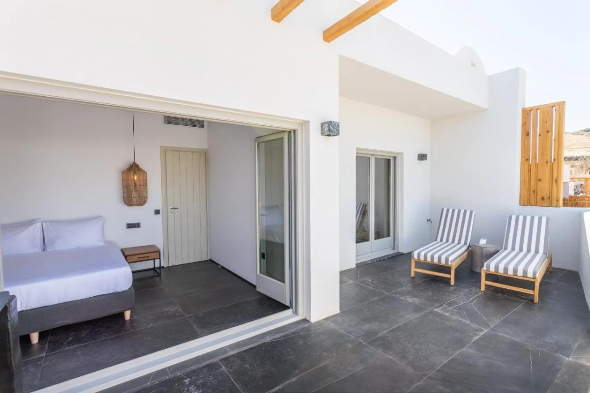 Aegean Gem Kamari - Hotel Photo 41