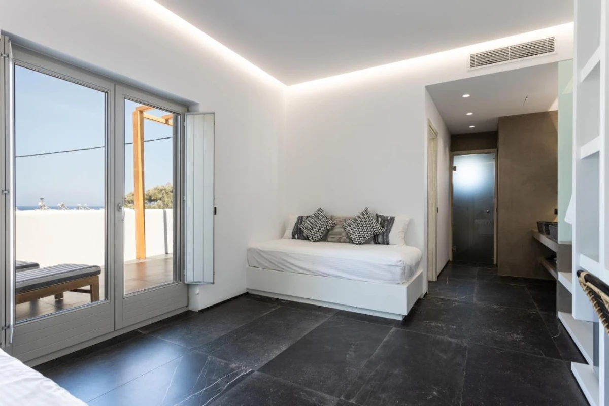 Aegean Gem Kamari - Hotel Photo 46