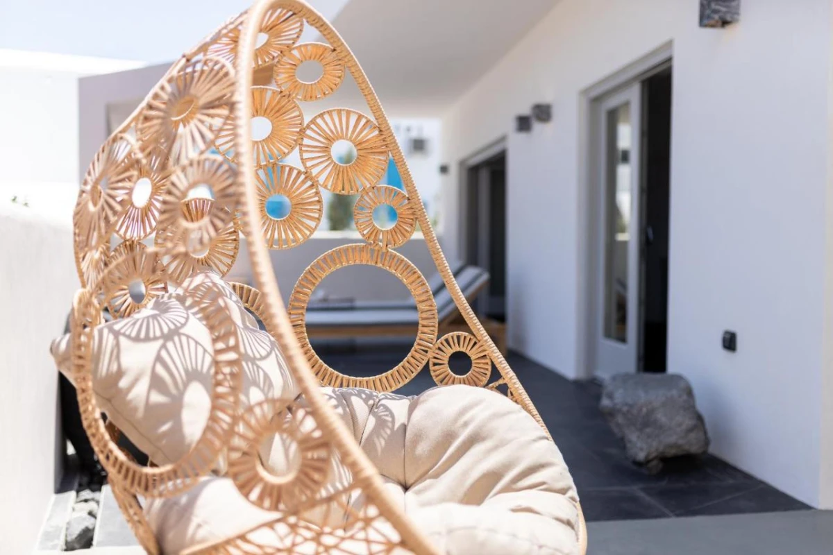 Aegean Gem Kamari - Hotel Photo 48