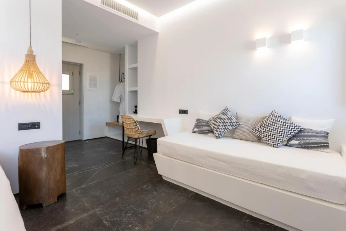 Aegean Gem Kamari - Hotel Photo 61