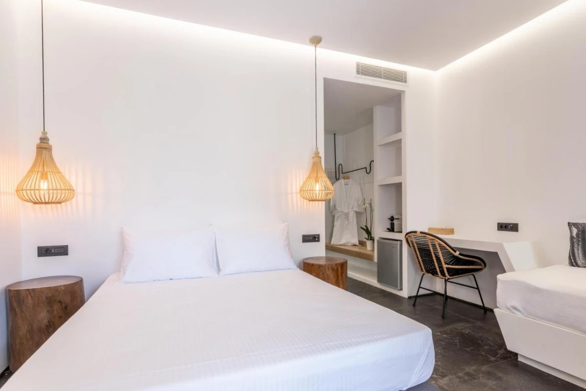 Aegean Gem Kamari - Hotel Photo 67