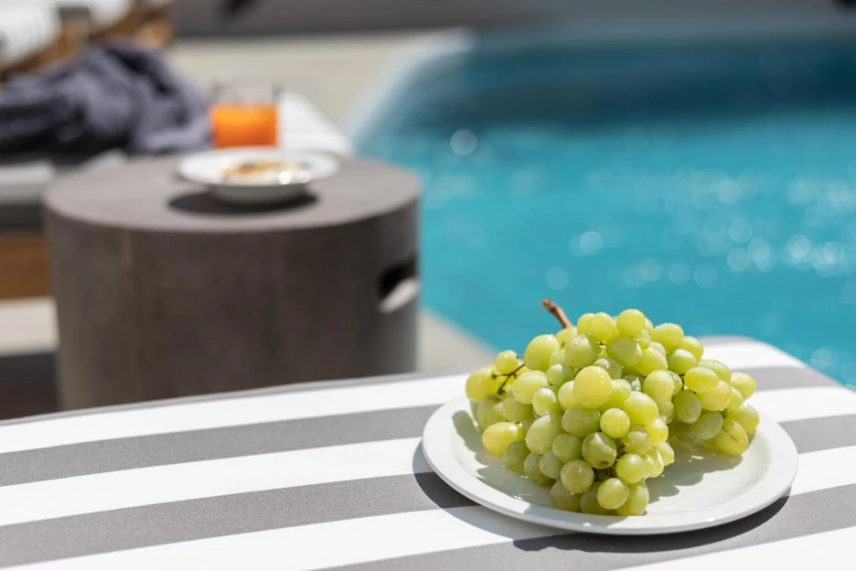 Aegean Gem Kamari - Hotel Photo 71