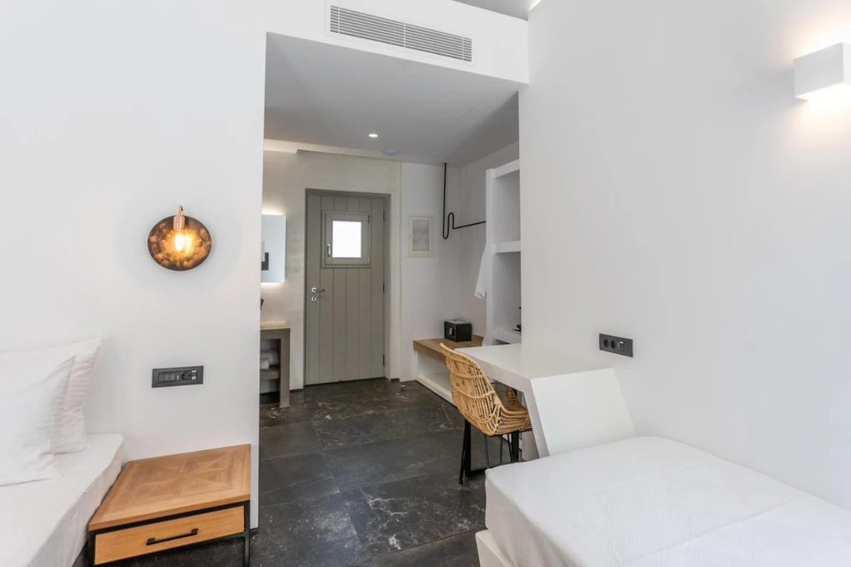 Aegean Gem Kamari - Hotel Photo 72