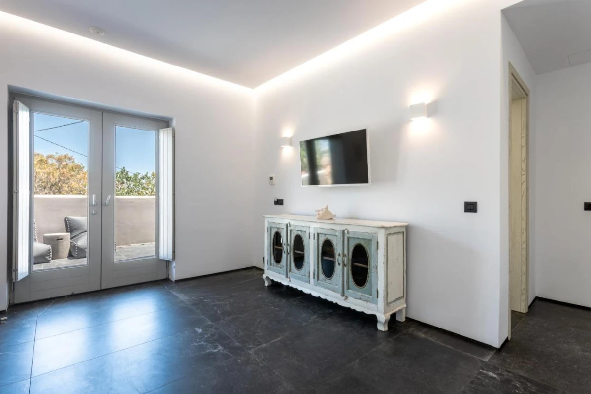 Aegean Gem Kamari - Hotel Photo 79