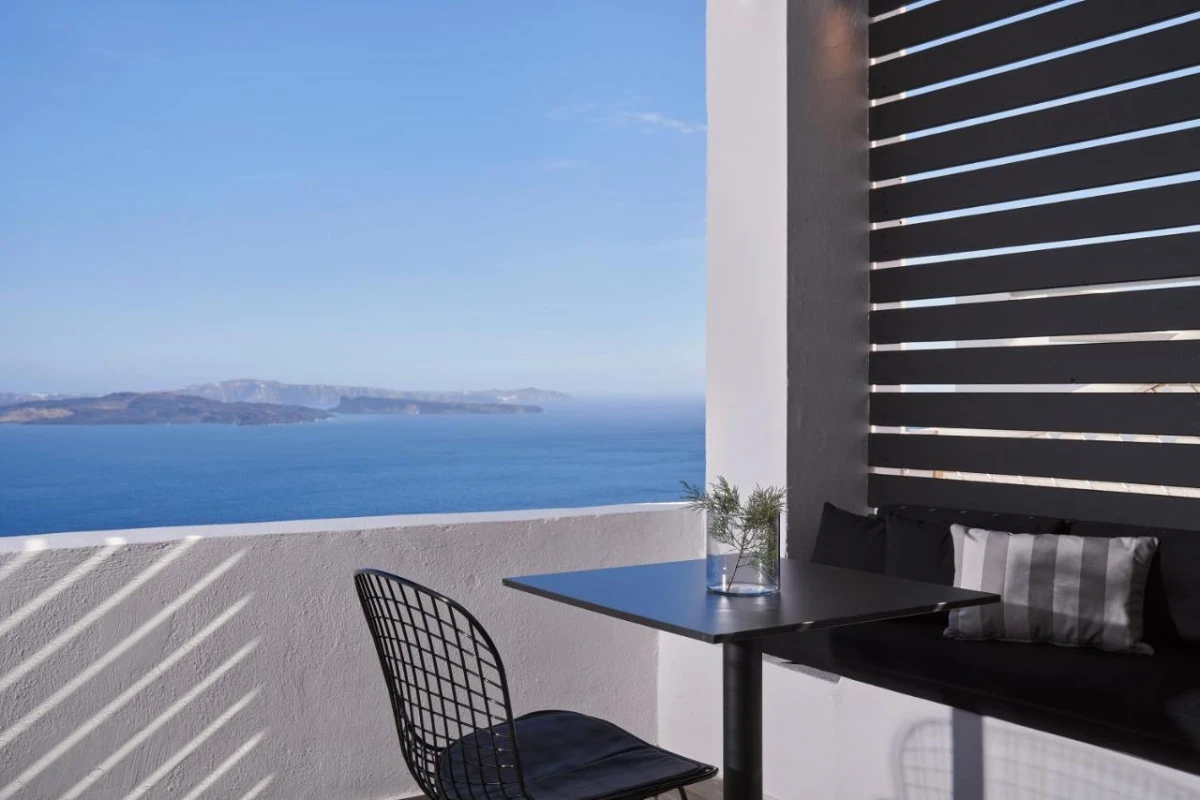 Mr & Mrs White Oia - Hotel Photo 4