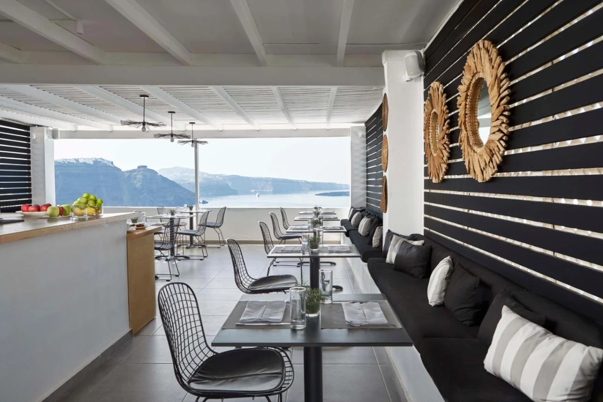 Mr & Mrs White Oia - Hotel Photo 5