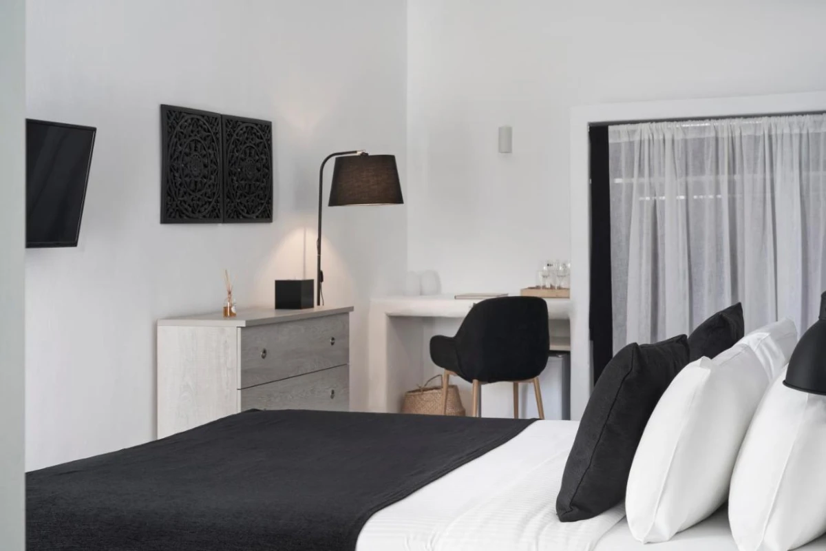 Mr & Mrs White Oia - Hotel Photo 7