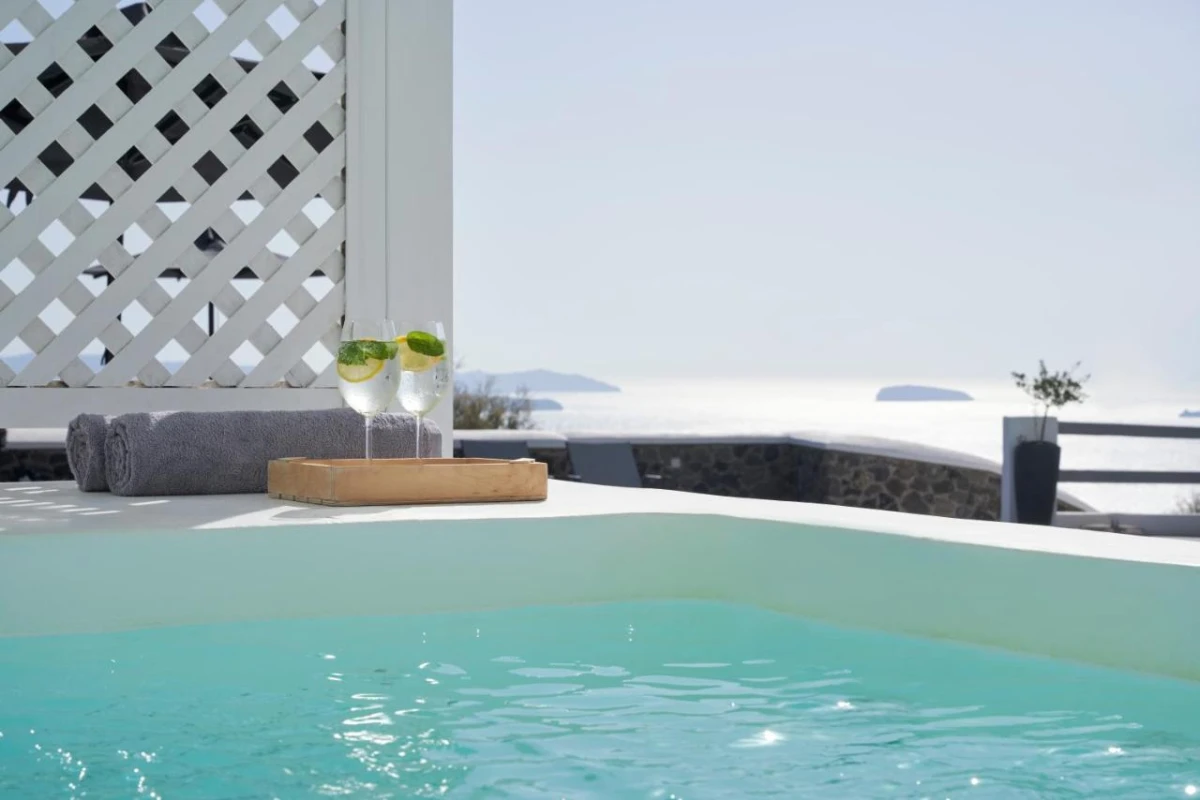 Mr & Mrs White Oia - Hotel Photo 12