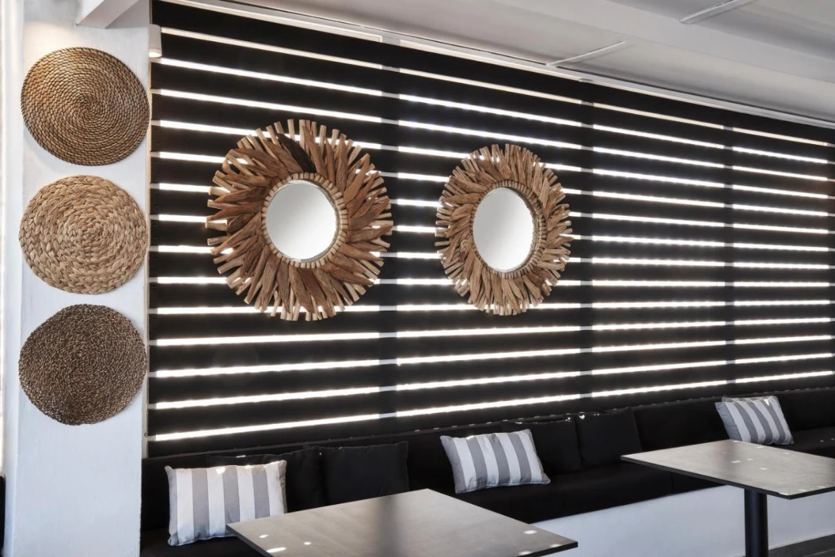 Mr & Mrs White Oia - Hotel Photo 33