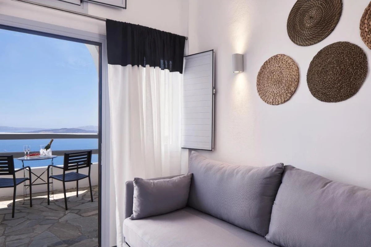 Mr & Mrs White Oia - Hotel Photo 37