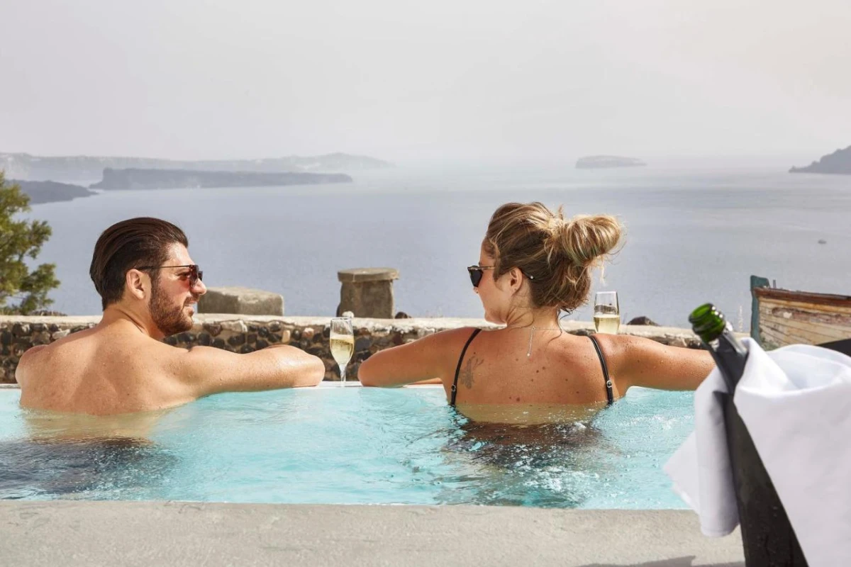 Mr & Mrs White Oia - Hotel Photo 67