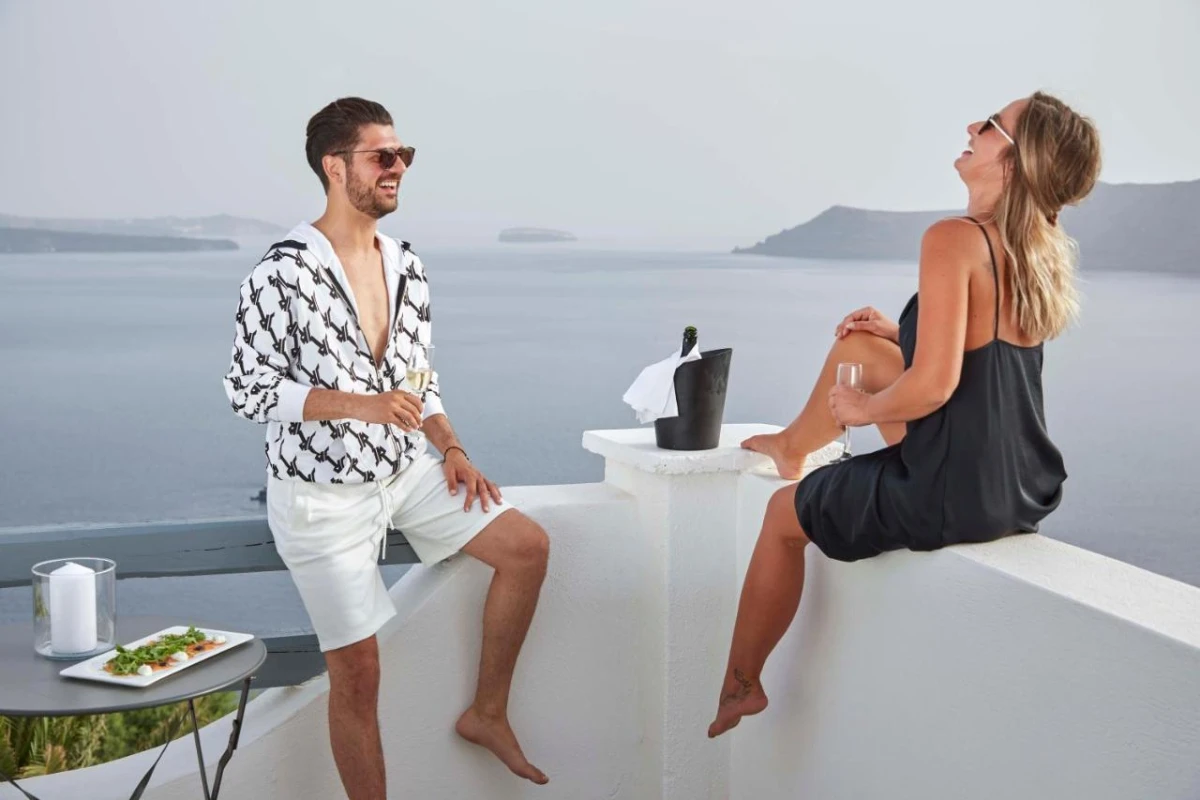 Mr & Mrs White Oia - Hotel Photo 73