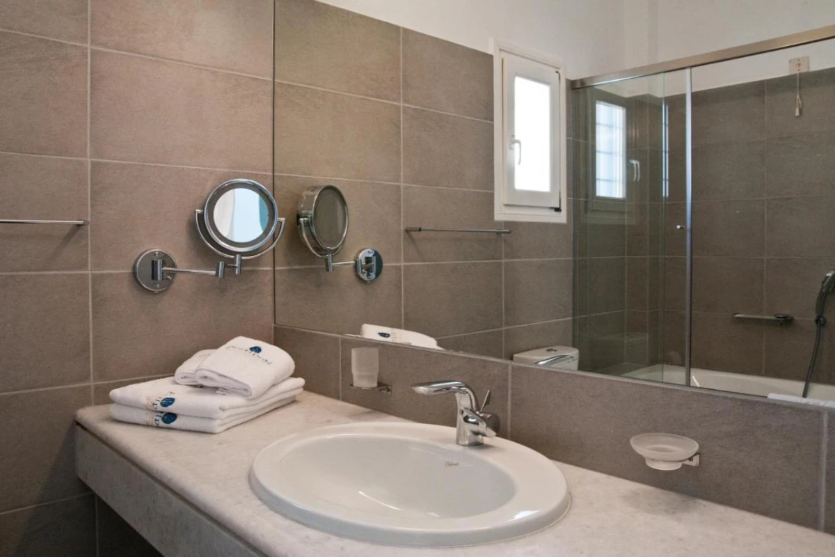 Poseidon of Paros Hotel & Spa - Hotel Photo 69