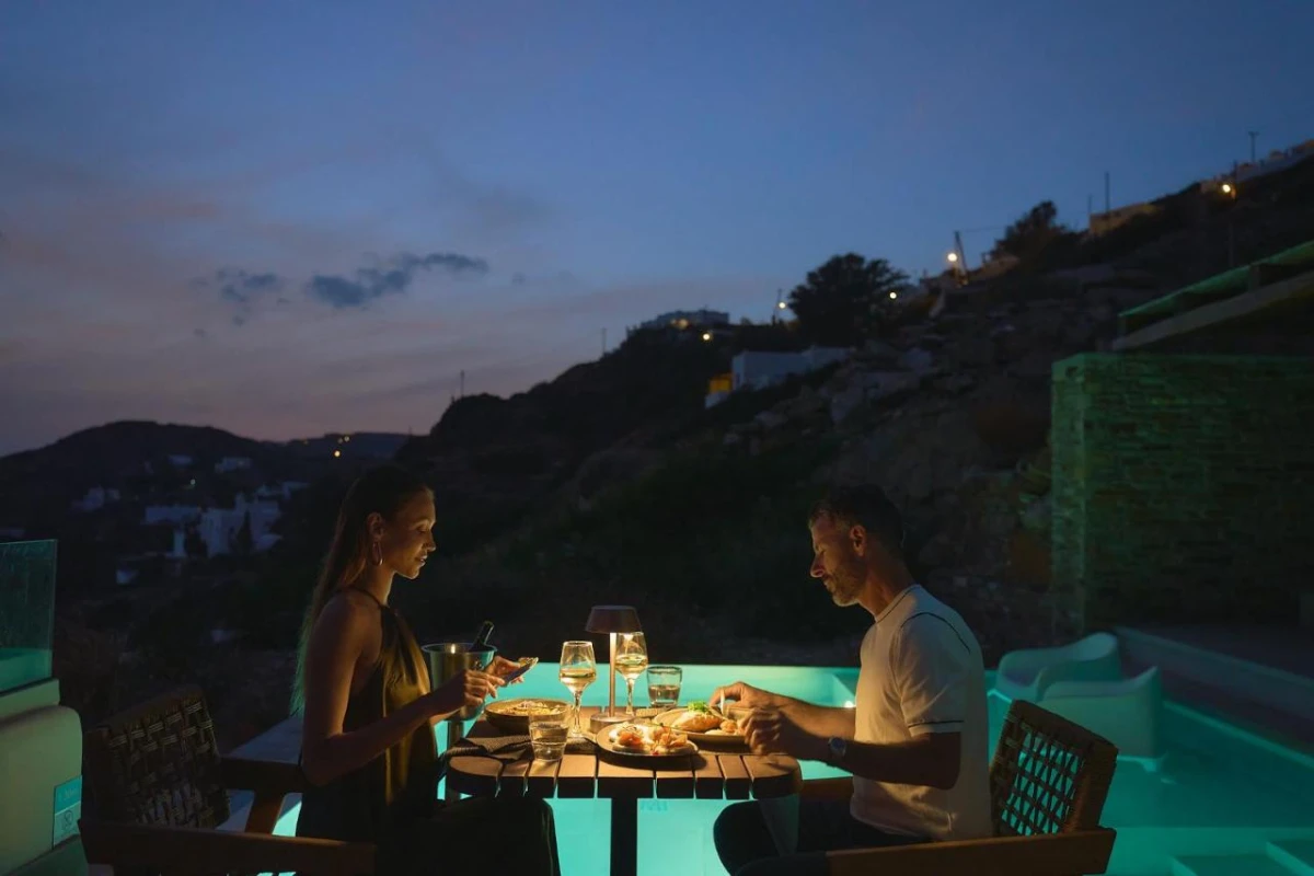 Ios Grand Pool Suites - Hotel Photo 29