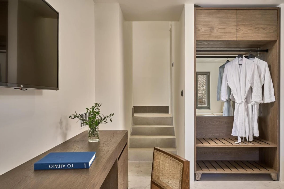 Ios Grand Pool Suites - Hotel Photo 75