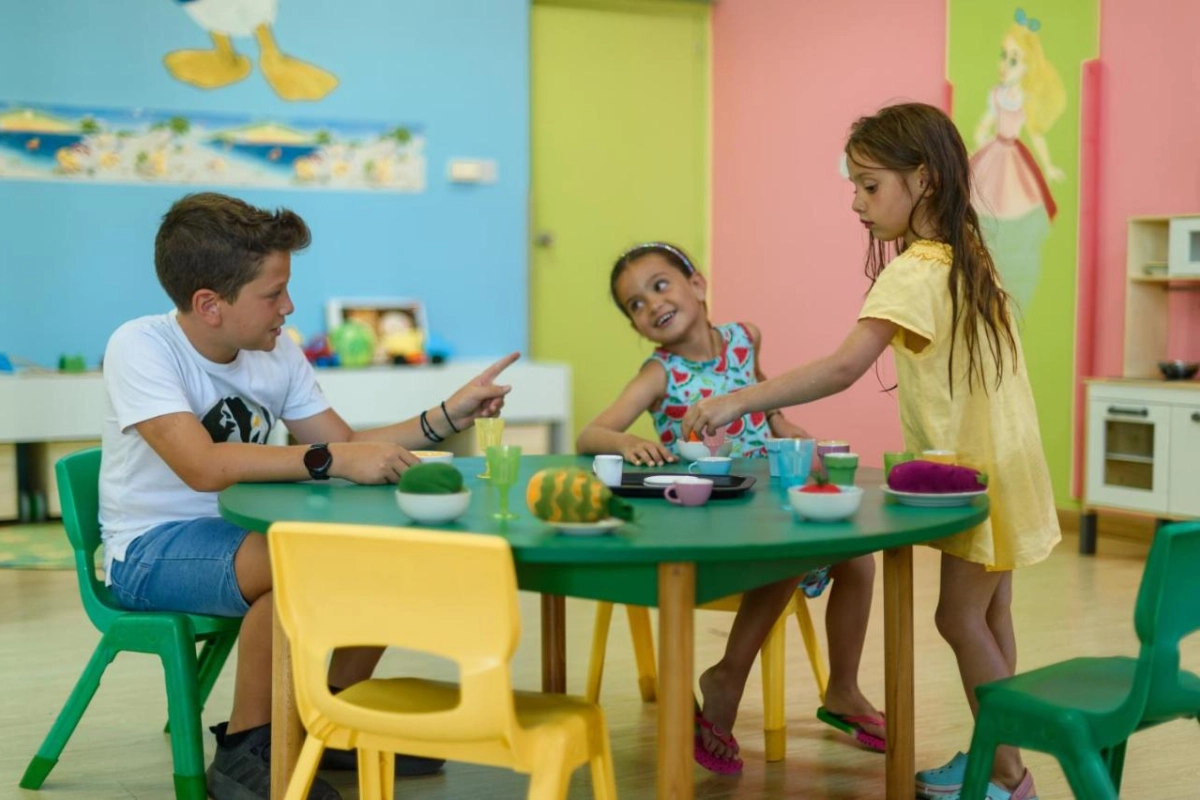 Constantinou Bros Athena Beach Hotel - Hotel Photo 41