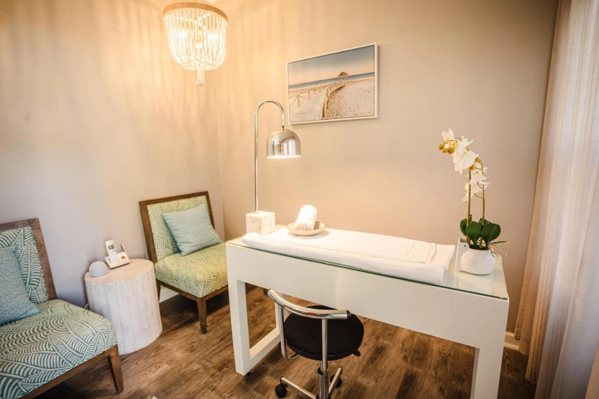 Sea Breeze Beach House - Hotel Photo 45