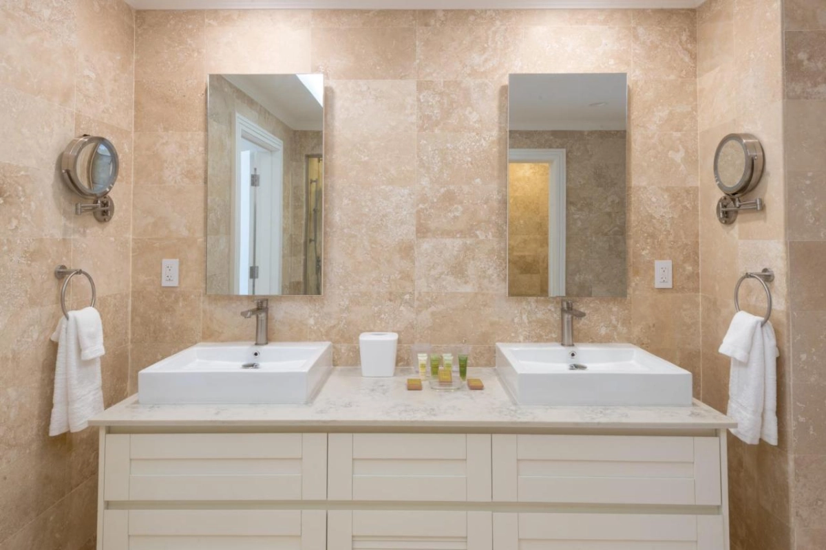 The Crane Resort - Hotel Photo 13