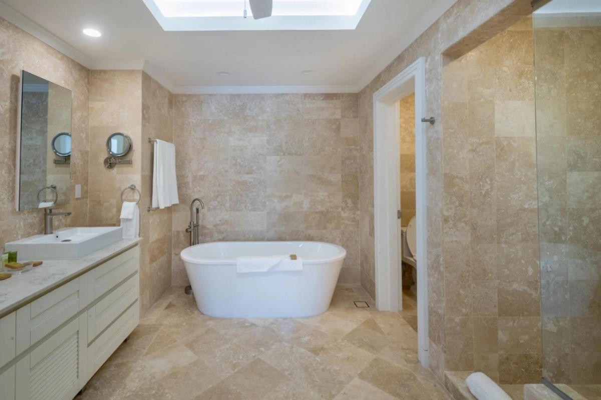 The Crane Resort - Hotel Photo 15