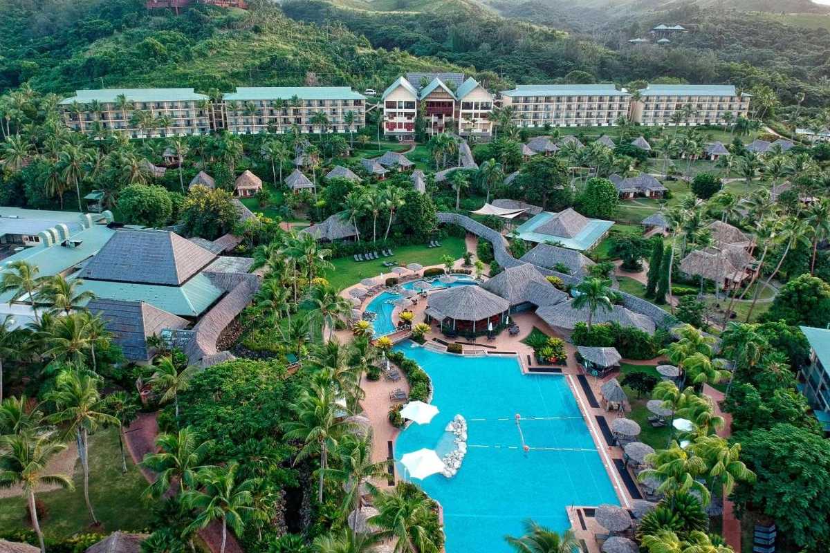 Outrigger Fiji Beach Resort - Hotel Photo 1