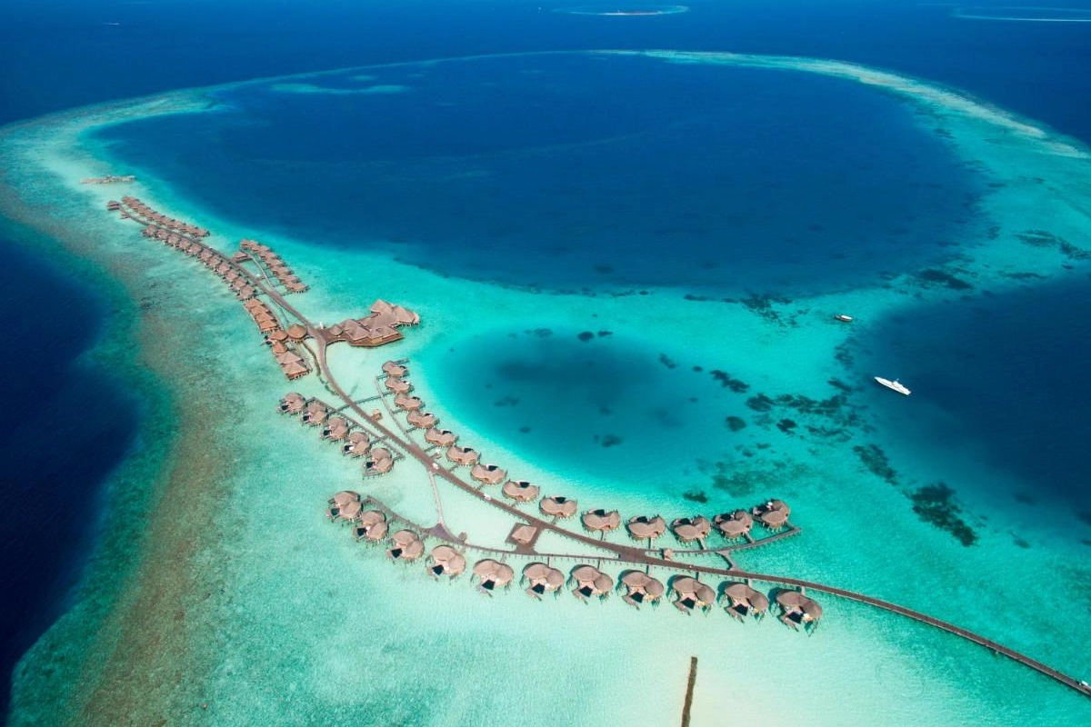 Constance Halaveli - Hotel Photo 3