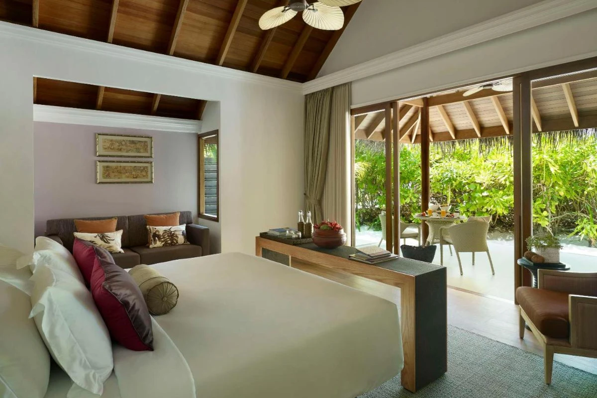 Dusit Thani Maldives - Hotel Photo 6