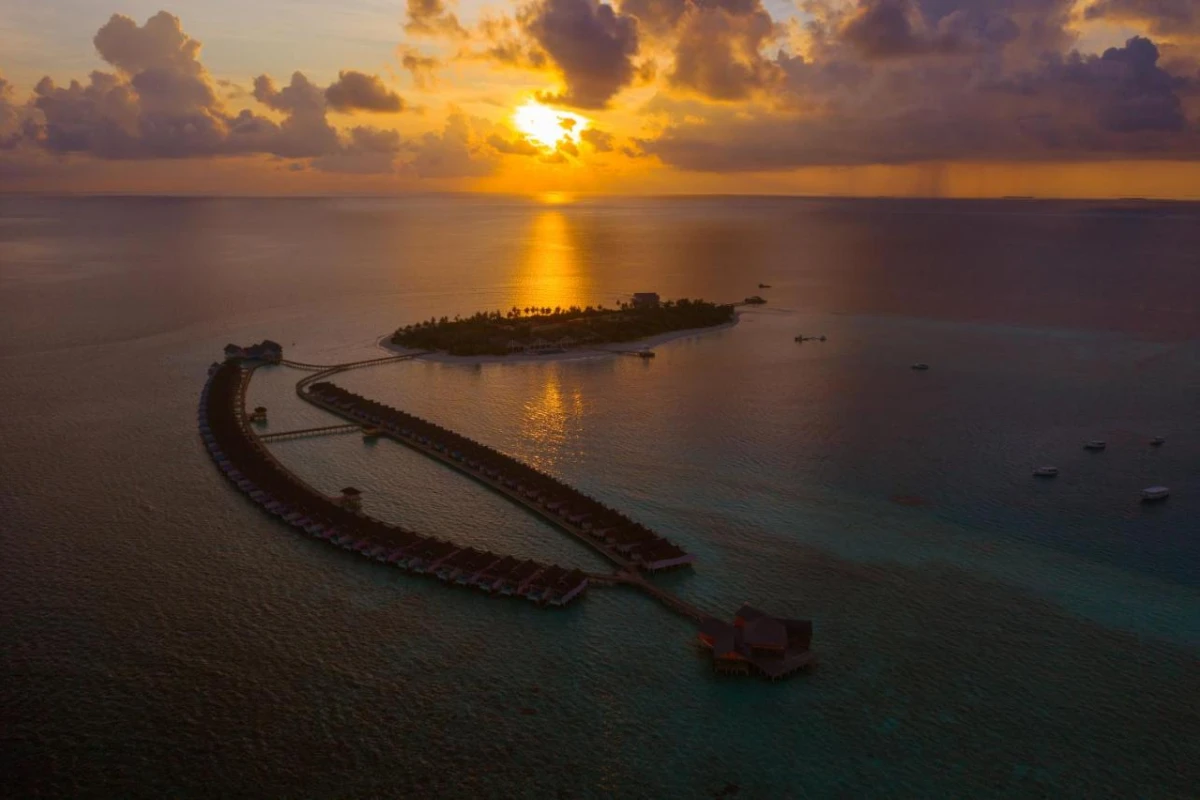 The Standard Maldives Huruvalhi - Hotel Photo 17