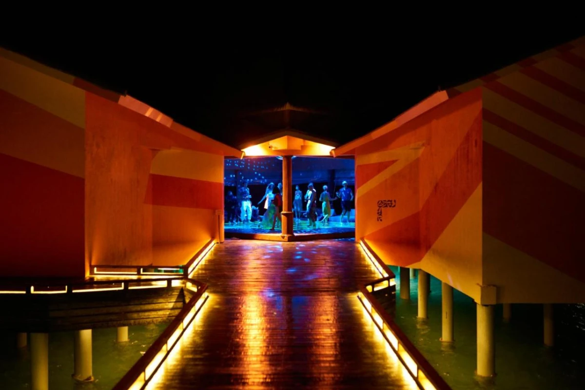 The Standard Maldives Huruvalhi - Hotel Photo 33