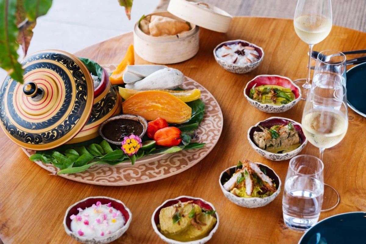 The Standard Maldives Huruvalhi - Hotel Photo 36