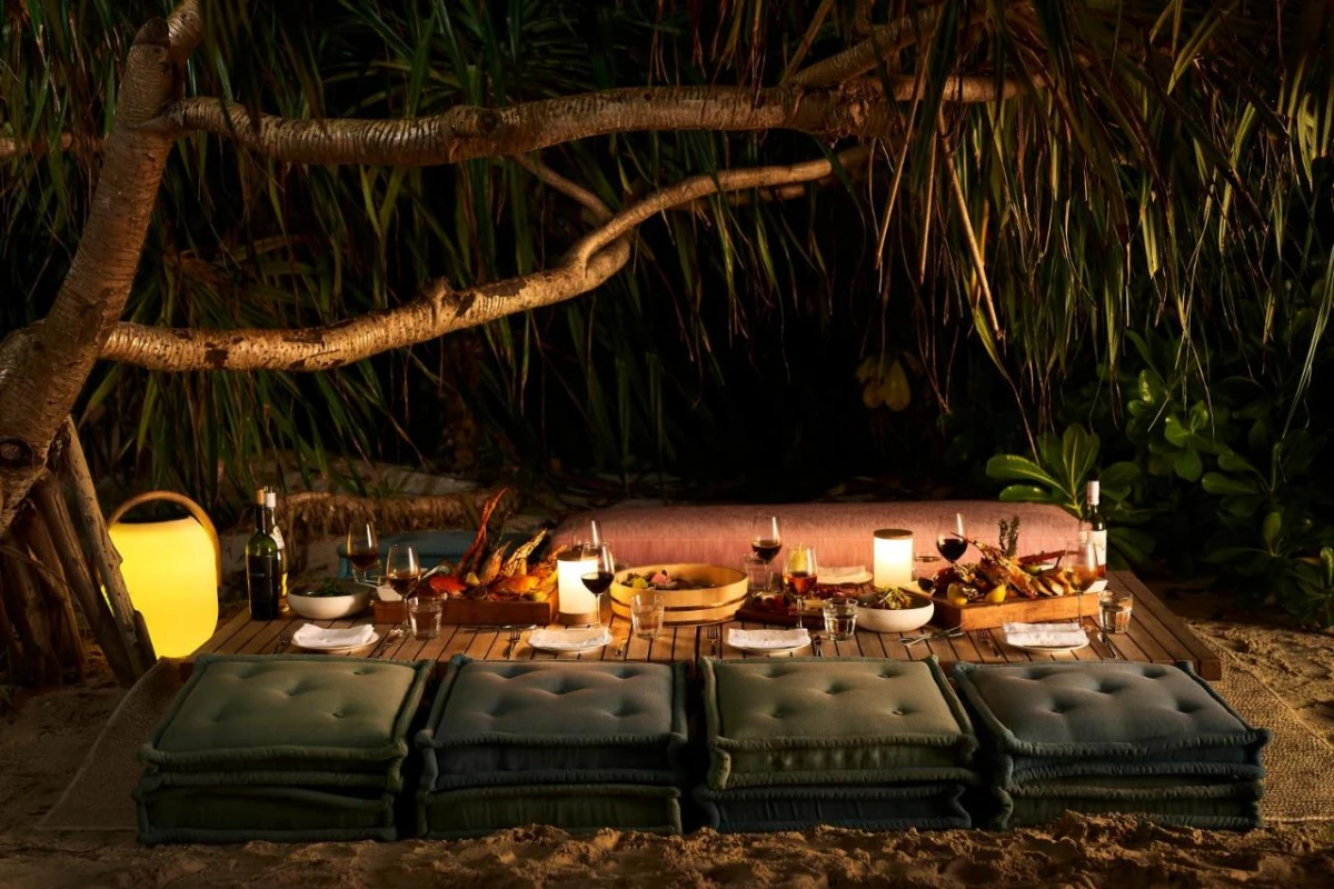 The Standard Maldives Huruvalhi - Hotel Photo 38