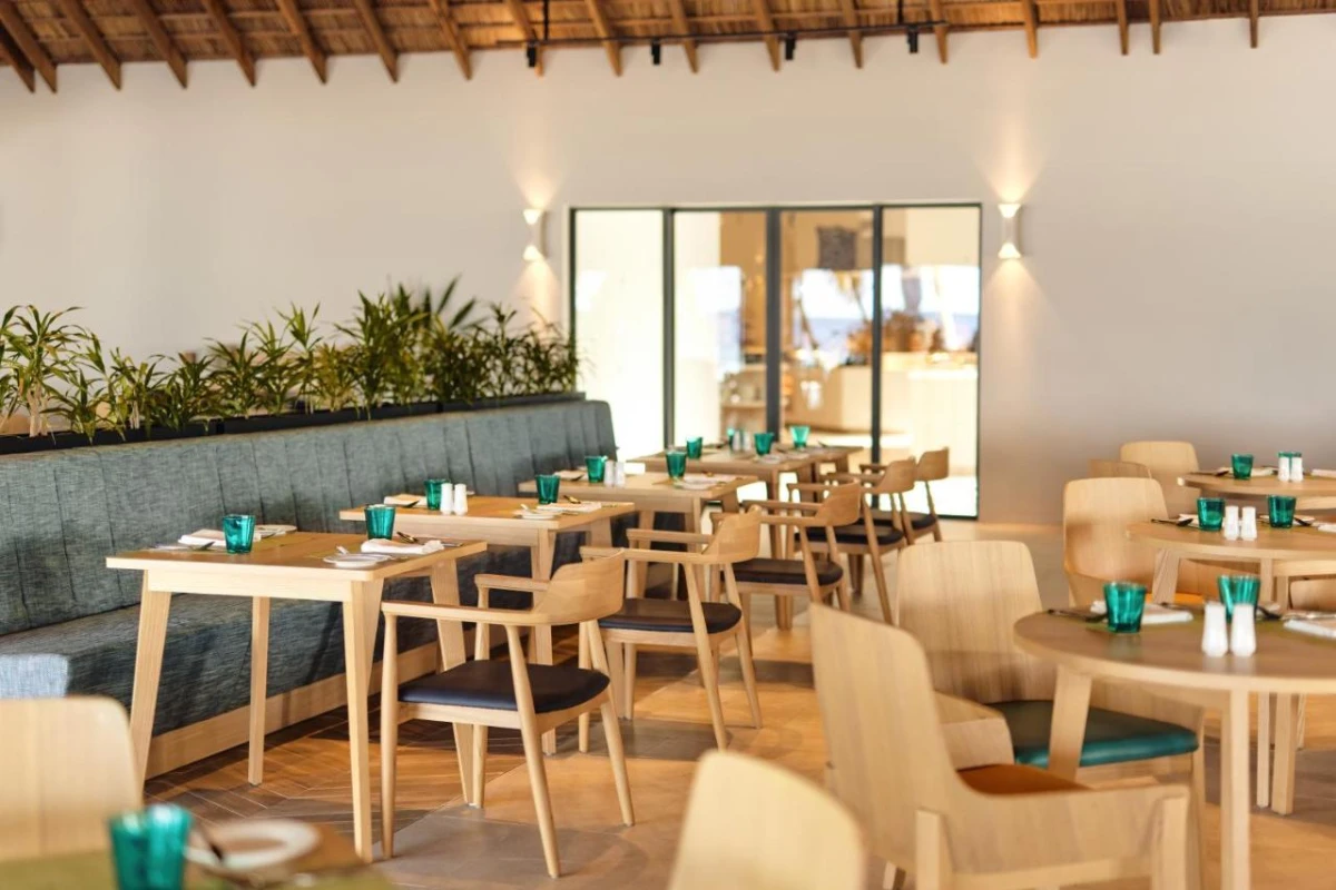 Nova Maldives - Hotel Photo 9