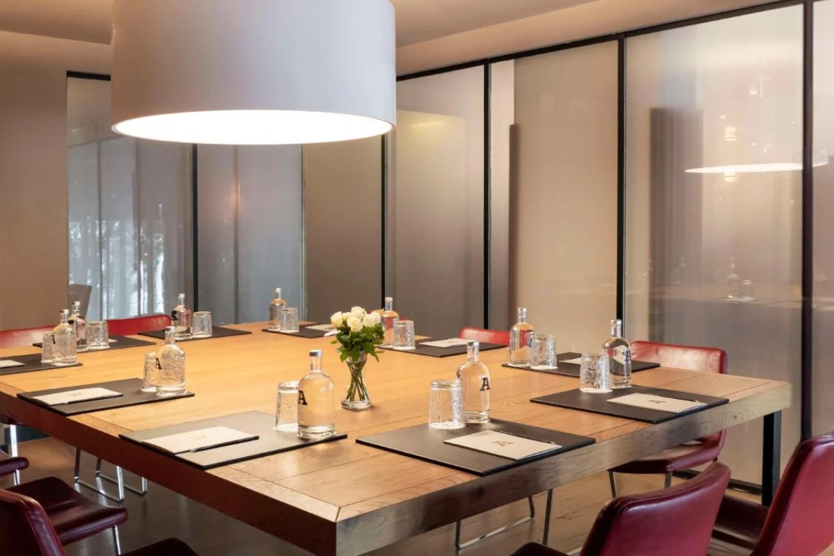 Alexandra Barcelona Hotel Curio Collection by Hilton - Hotel Photo 37