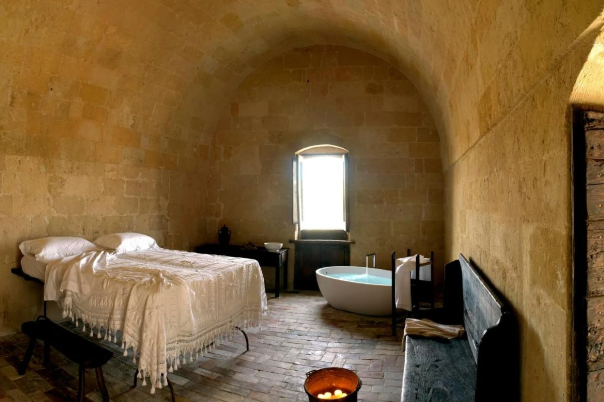 Sextantio Le Grotte Della Civita Hotel - Hotel Photo 7