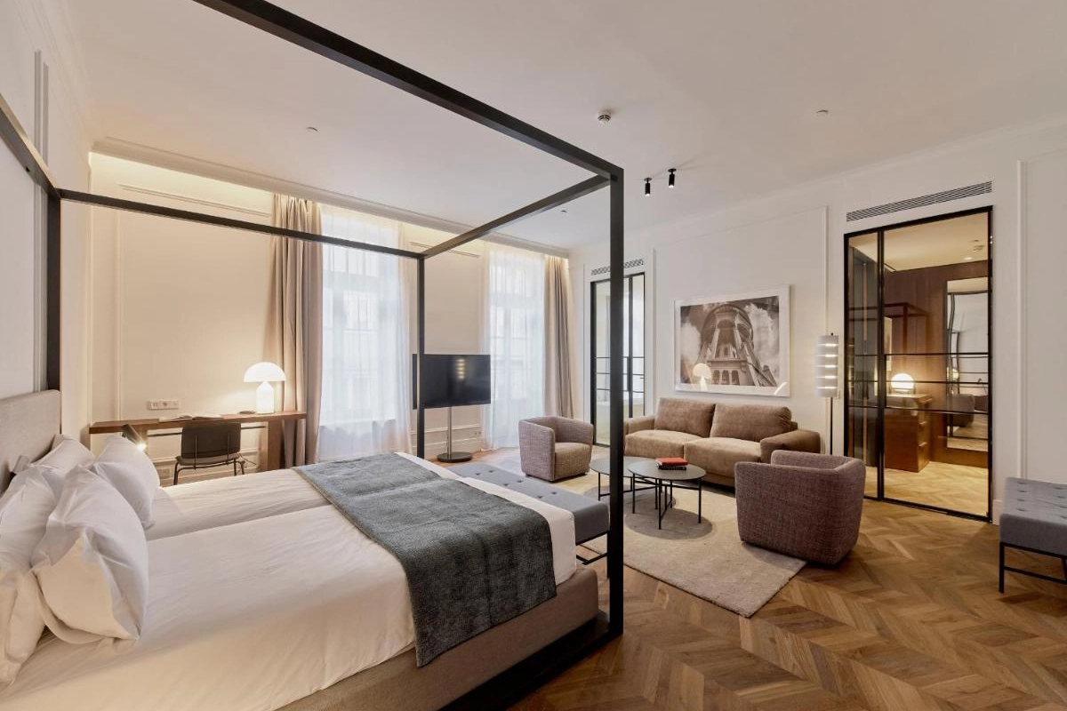 Kozmo Hotel Suites - Hotel Photo 1