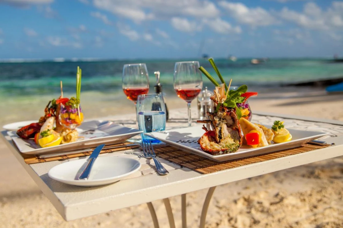 Astroea Beach - Hotel Photo 10