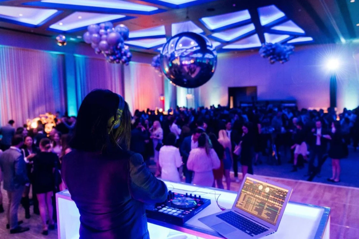 Paradox Vancouver - Hotel Photo 19