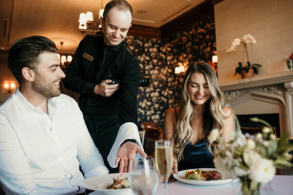 Oak Bay Beach Hotel - Hotel Photo 2