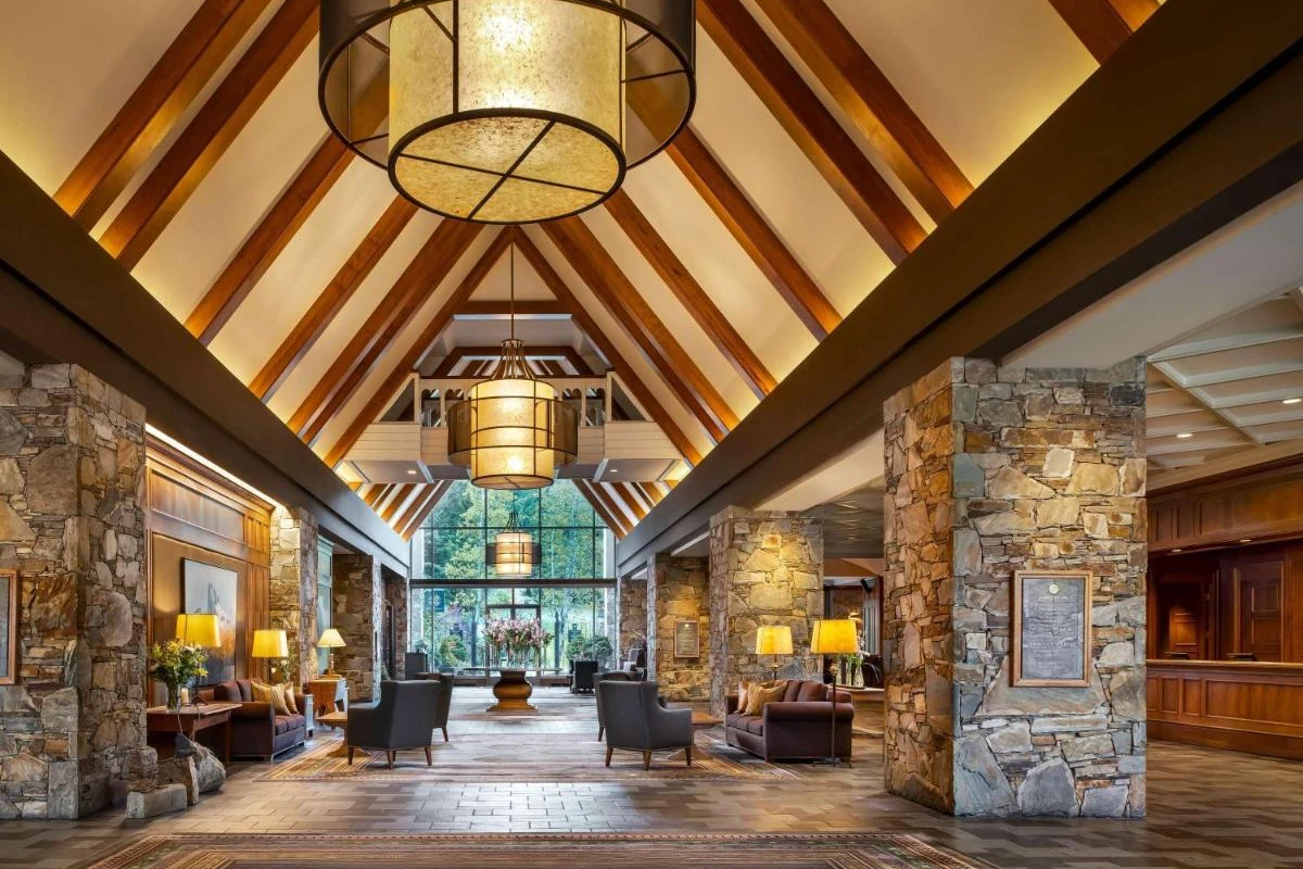 Fairmont Chateau Whistler - Hotel Photo 2
