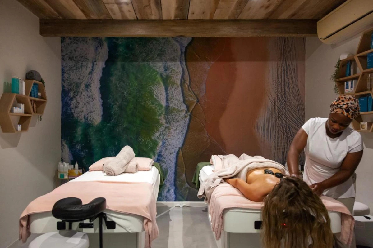 Abalone Hotel & Villas - Hotel Photo 12